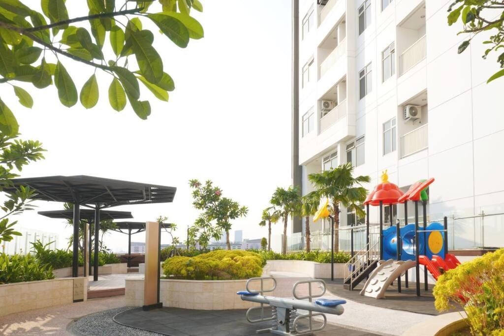 Apartement At Klaska Residence 泗水 外观 照片
